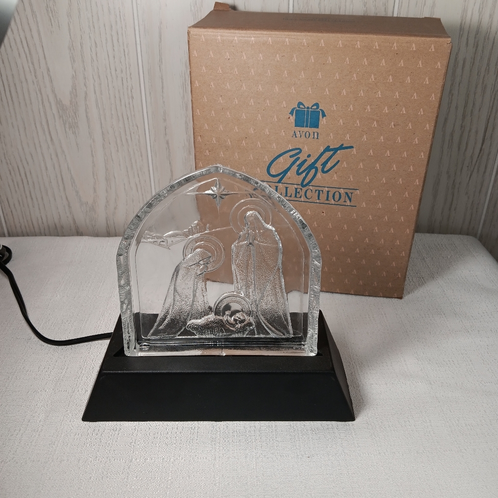 Vintage Avon Holy Night Reflections Lighted Nativity Scene